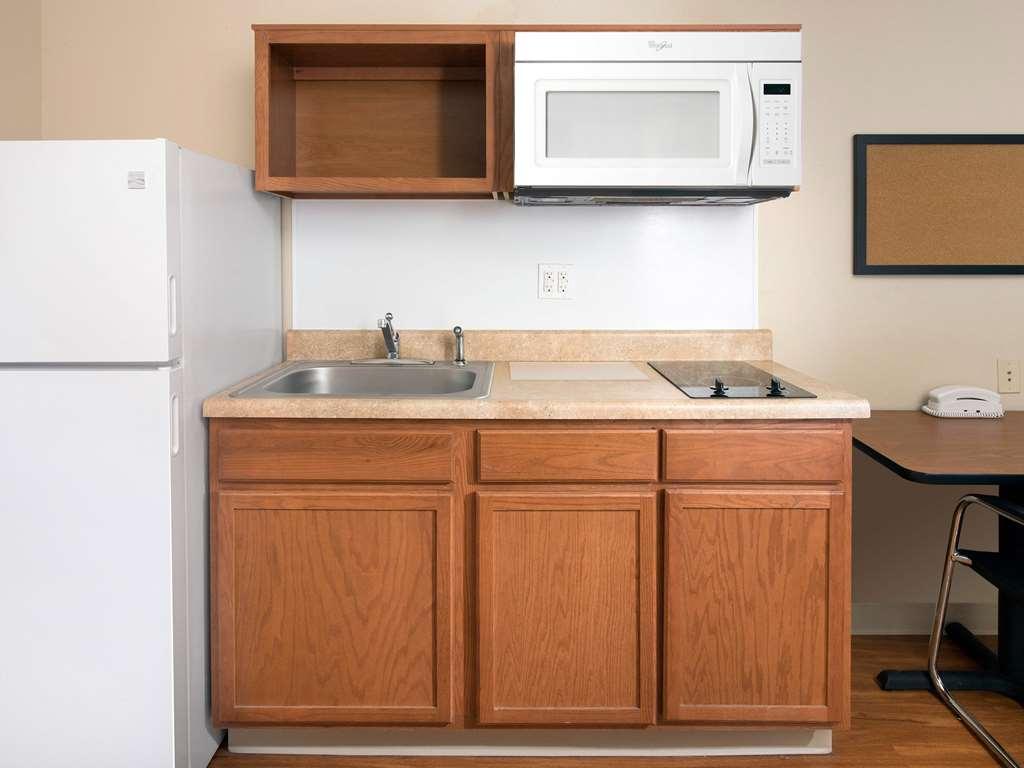 Extended Stay America Select Suites - Wichita - North Pokoj fotografie